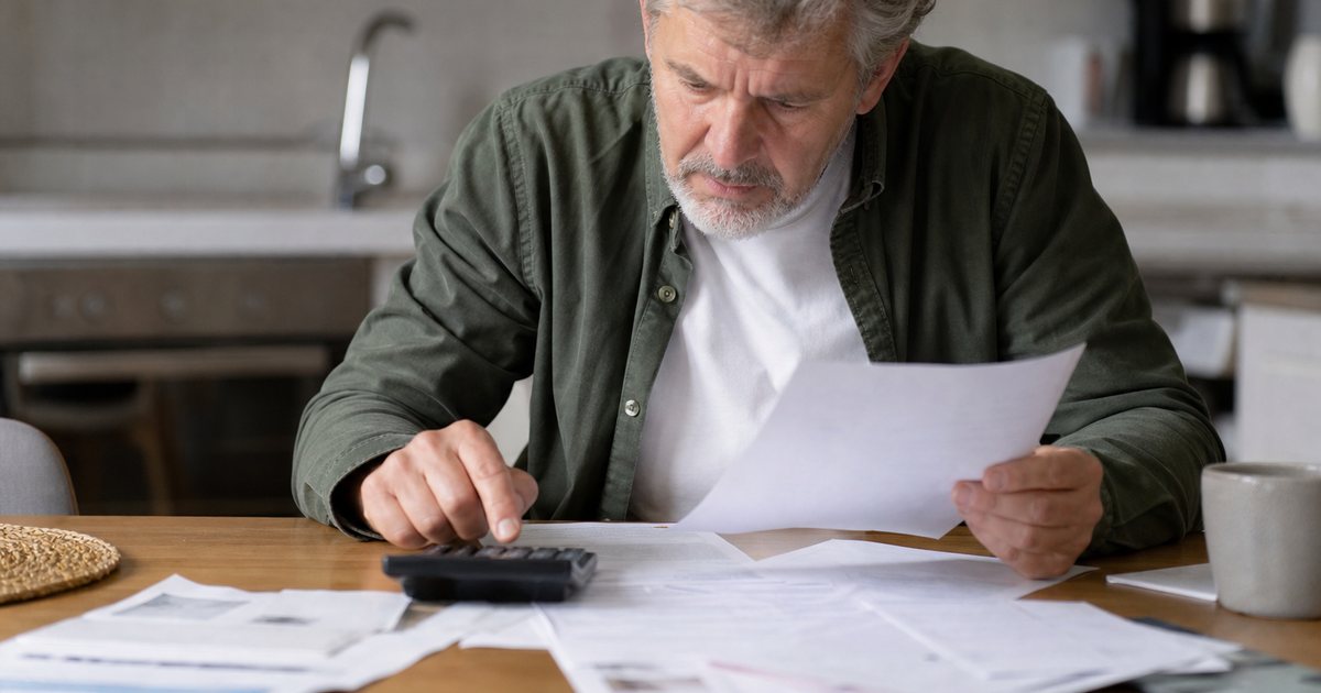 How can landlords avoid common mistakes when itemizing security deposit deductions?